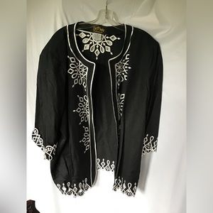 Black and White Top Set